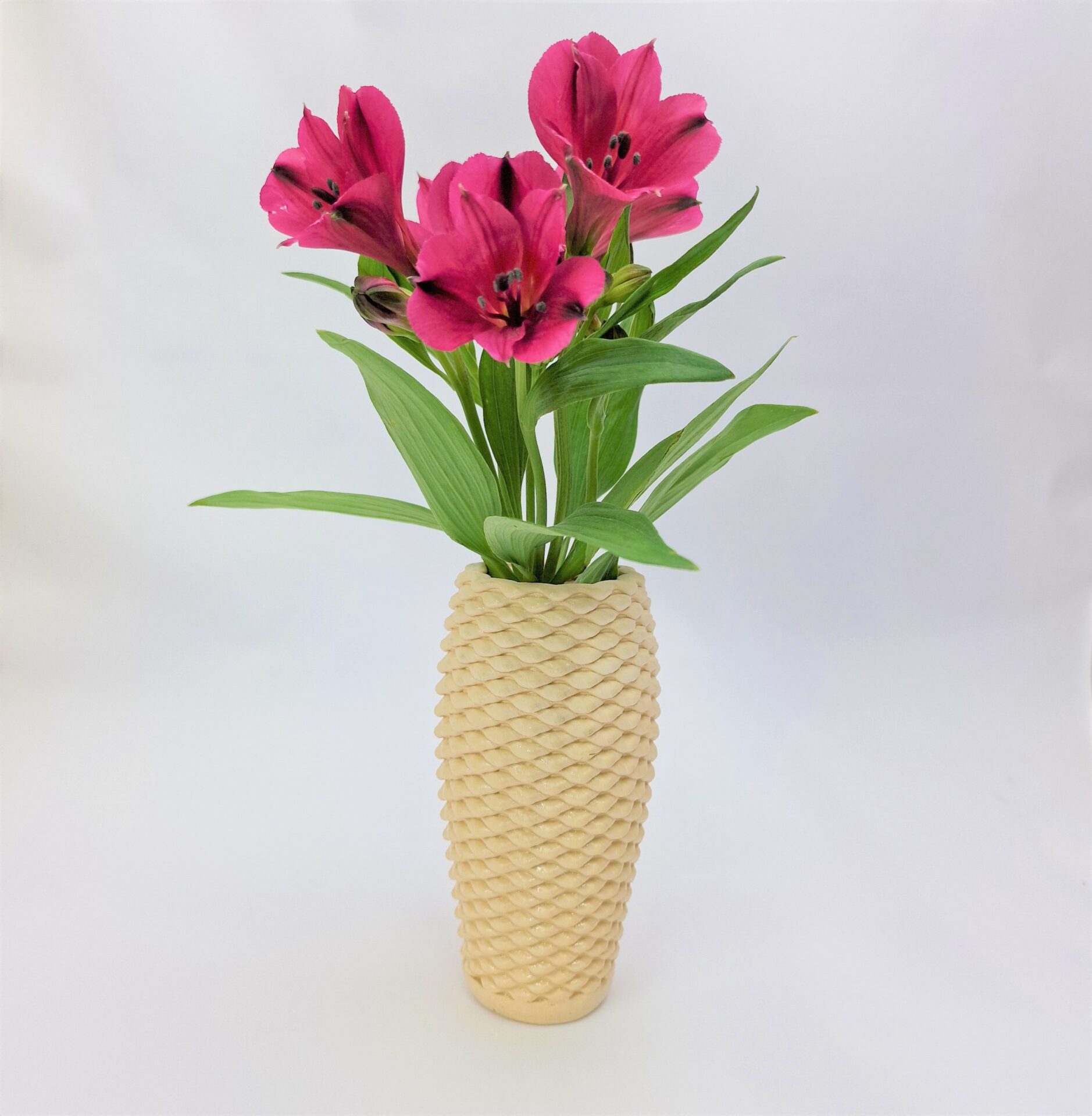 Vază Împletită din Ceramică Printată 3D